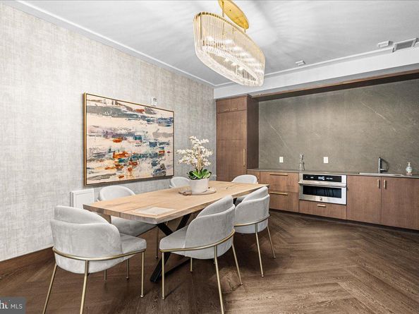 625 Slaters Lane G4, Alexandria VA 22314