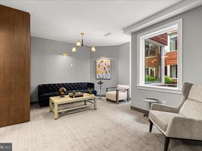 625 Slaters Lane G4, Alexandria VA 22314