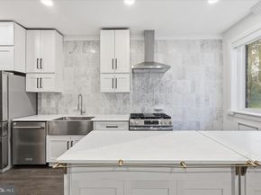 625 Slaters Lane G4, Alexandria VA 22314