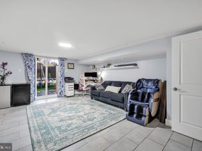 370 Selma Street, Philadelphia PA 19116