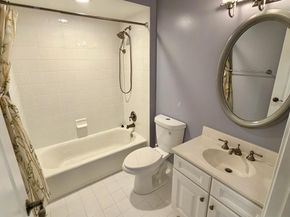 866 Independence Court, Philadelphia PA 19147