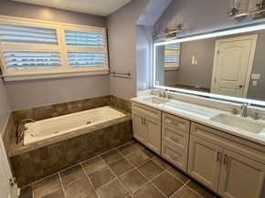 866 Independence Court, Philadelphia PA 19147