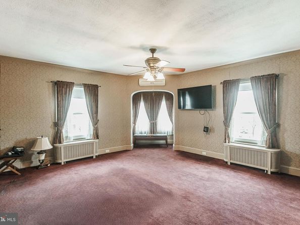 1601 S 2nd Street, Philadelphia PA 19148