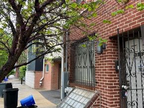 225 Green Street, Philadelphia PA 19123