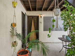 60 Bennett Avenue, Long Beach CA 90803