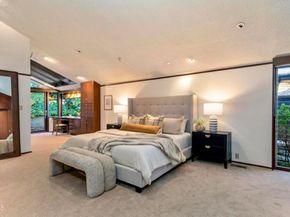 1345 Carnarvon Drive, Pasadena CA 91103