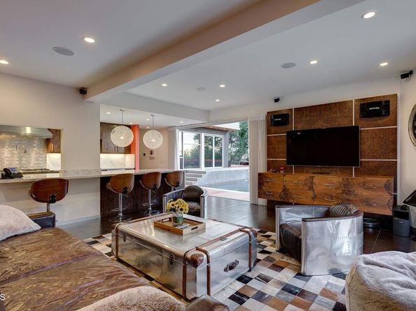 425 Anita Drive, Pasadena CA 91105