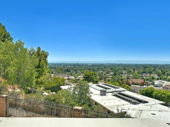 11830 Babbitt Avenue, Granada Hills CA 91344