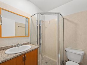 497 S El Molino Avenue 102, Pasadena CA 91101