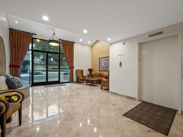 4041 Via Marisol 312, Los Angeles CA 90042