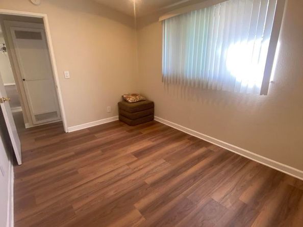1308 Cedar Street, Santa Ana CA 92707