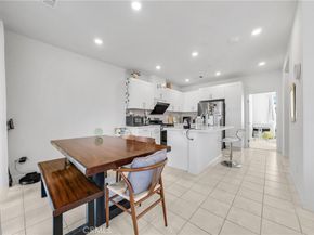 3720 Allston paseo S 8, Ontario CA 91761