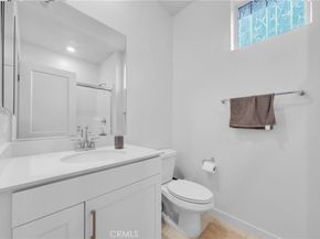 3720 Allston paseo S 8, Ontario CA 91761