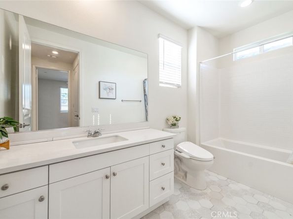 4522 S Afton Privado, Ontario CA 91761