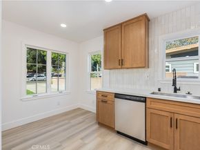 526 E G, Ontario CA 91764