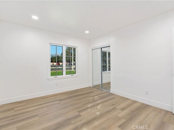 526 E G, Ontario CA 91764