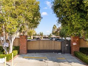 1001 W Macarthur 2, Santa Ana CA 92707