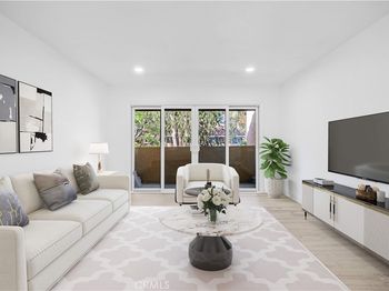 1001 W Macarthur
