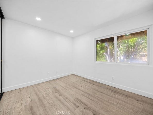 1001 W Macarthur 2, Santa Ana CA 92707