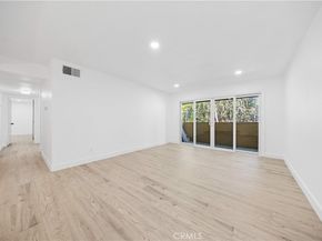1001 W Macarthur 2, Santa Ana CA 92707