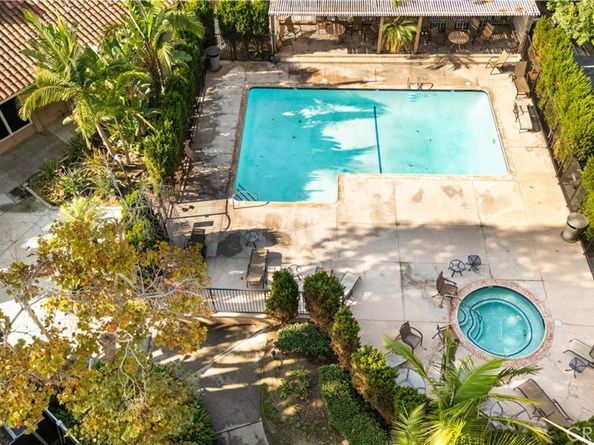 1001 W Macarthur 2, Santa Ana CA 92707