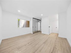 1001 W Macarthur 2, Santa Ana CA 92707