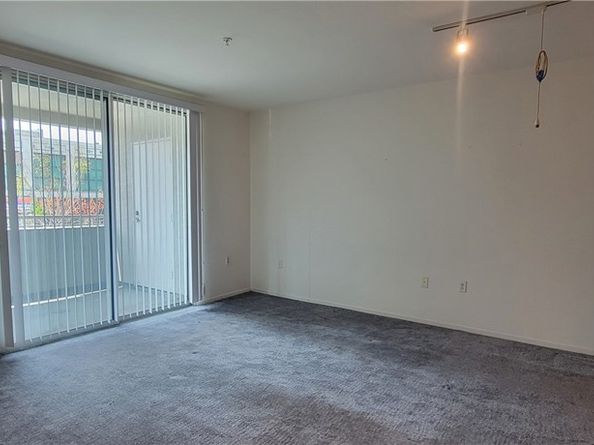 267 S San Pedro Street, Los Angeles CA 90012