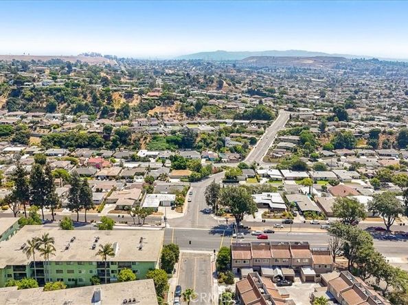 800 W El Repetto Dr, Monterey Park CA 91754