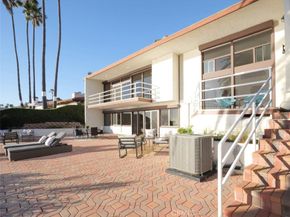 2105 W Paseo Del Mar, San Pedro CA 90732