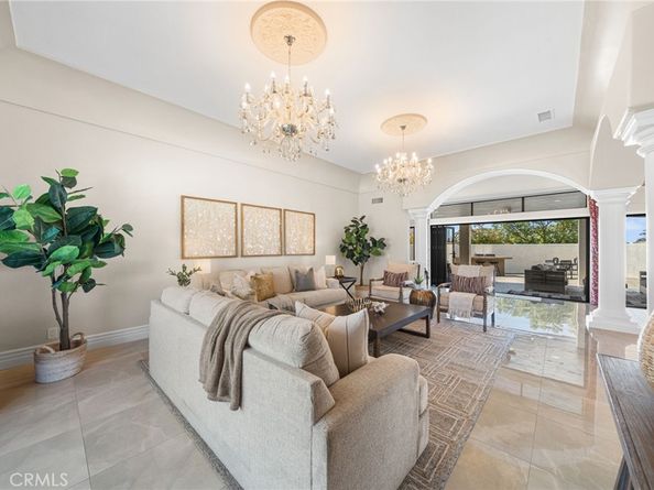2487 Cliff Road, Upland CA 91784