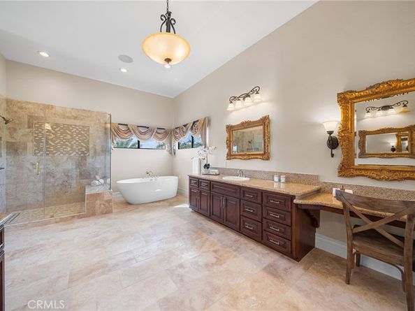 2487 Cliff Road, Upland CA 91784