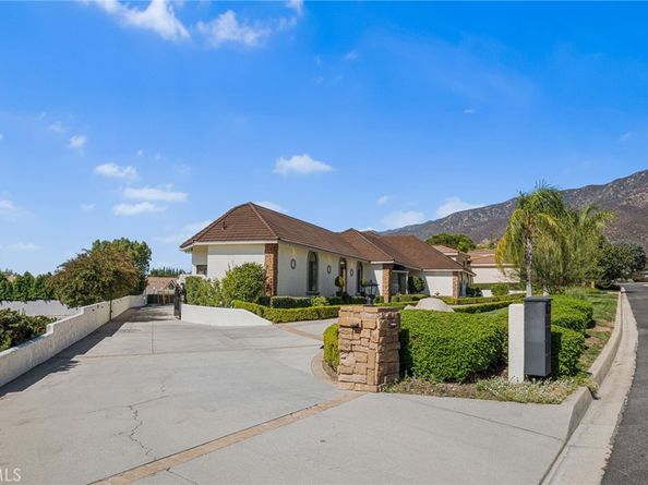 2487 Cliff Road, Upland CA 91784