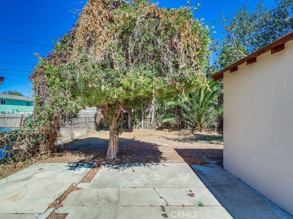 521 W 98th, Los Angeles CA 90044