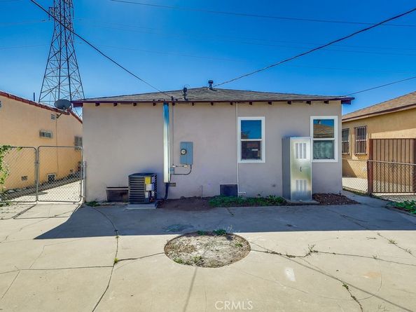 521 W 98th, Los Angeles CA 90044