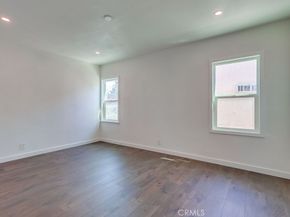 521 W 98th, Los Angeles CA 90044