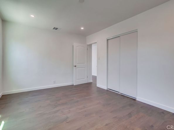 521 W 98th, Los Angeles CA 90044