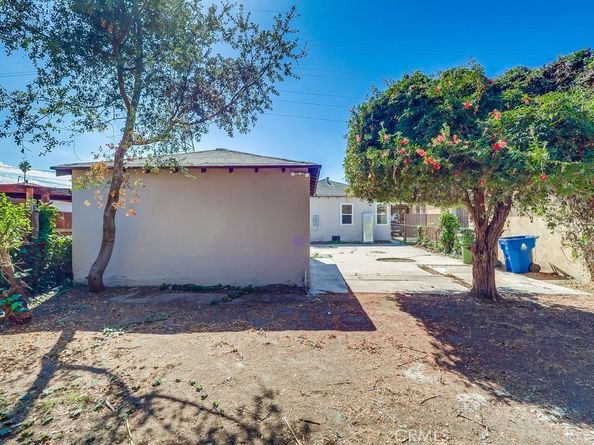 521 W 98th, Los Angeles CA 90044