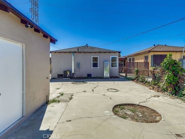 521 W 98th, Los Angeles CA 90044