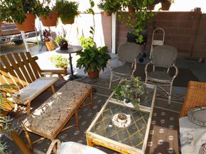 8912 Mettler, Los Angeles CA 90003