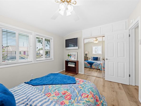 2236 Albury Avenue, Long Beach CA 90815