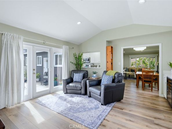 2236 Albury Avenue, Long Beach CA 90815