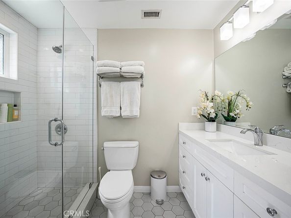 2236 Albury Avenue, Long Beach CA 90815
