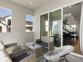 200 Newton, Lake Forest CA 92630