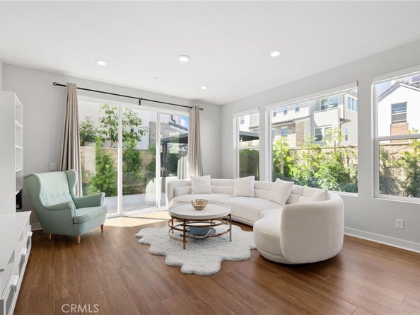 200 Newton, Lake Forest CA 92630