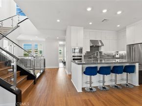 200 Newton, Lake Forest CA 92630