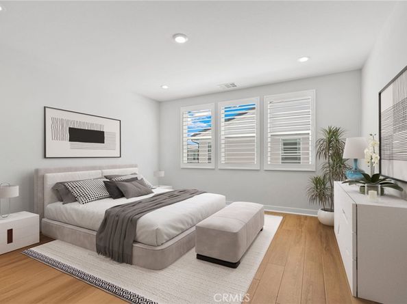 200 Newton, Lake Forest CA 92630