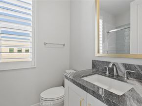 200 Newton, Lake Forest CA 92630