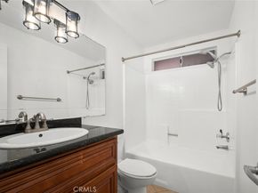 2507 E 15th 204, Long Beach CA 90804