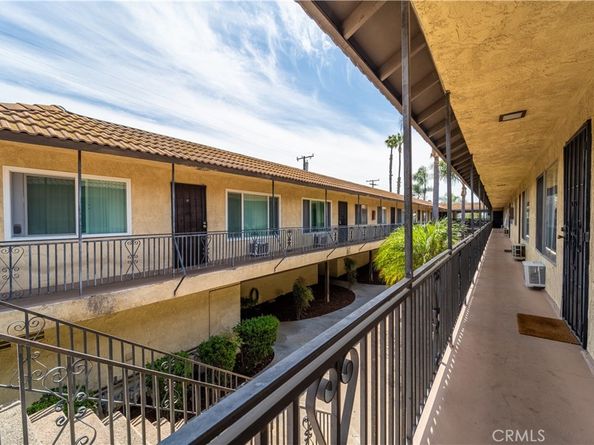 2221 E Lenita Lane, Santa Ana CA 92705