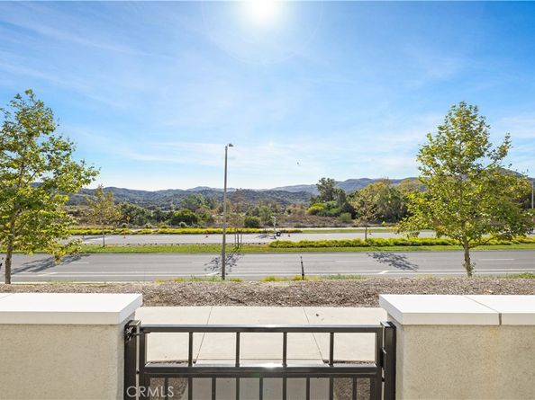 40 Mountaineer Drive, Rancho Mission Viejo CA 92694